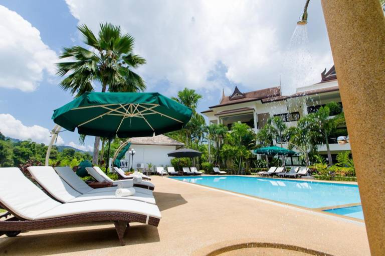 The Serenity Golf Hotel