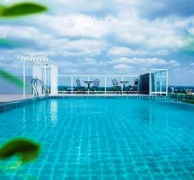 DSea Hotel в Чонбури