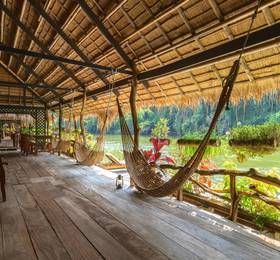 River Kwai Jungle Rafts в Канчанабури-Tа Cао