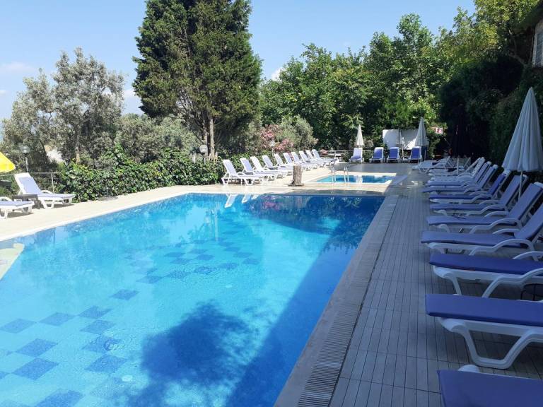 Atamer Doga Resort