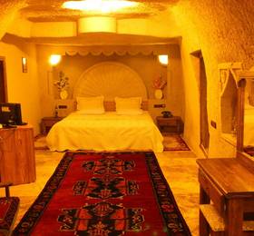 Dilek Tepesi Cave Hotel в Ургупе