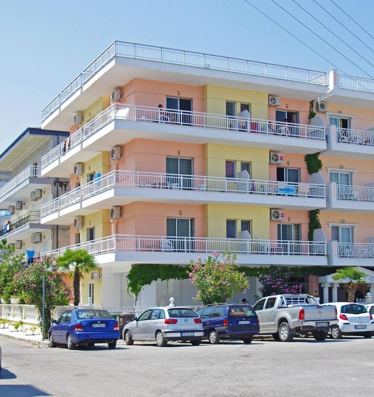 Alasitas Apartments Apart