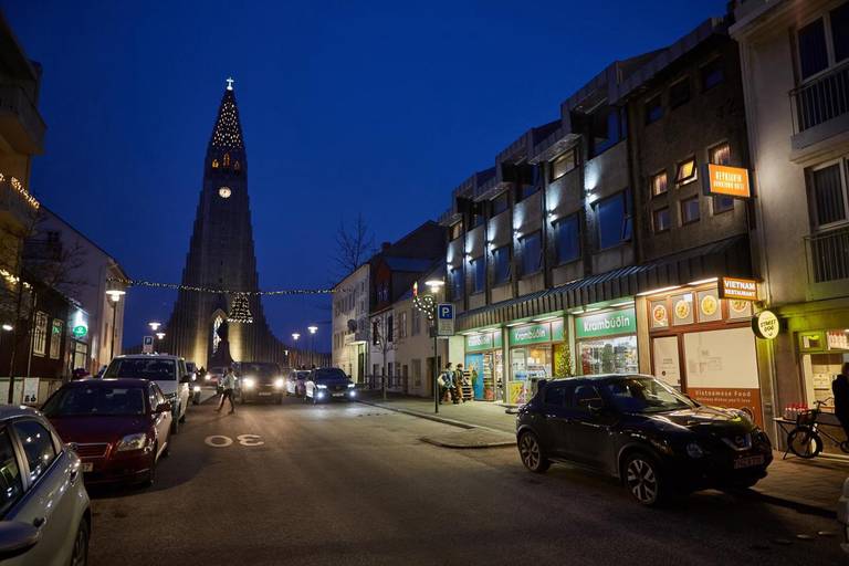 Adam Hotel