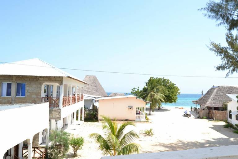 Union Beach Bungalow