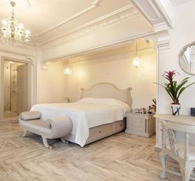 Kay Wings Luxury Mansion в Рафине