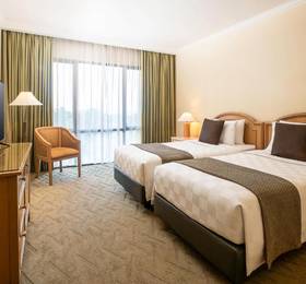 Aryaduta Lippo Village в Бандунге