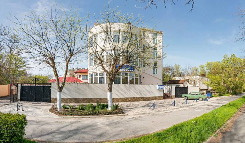 Пансионат Парус 3*