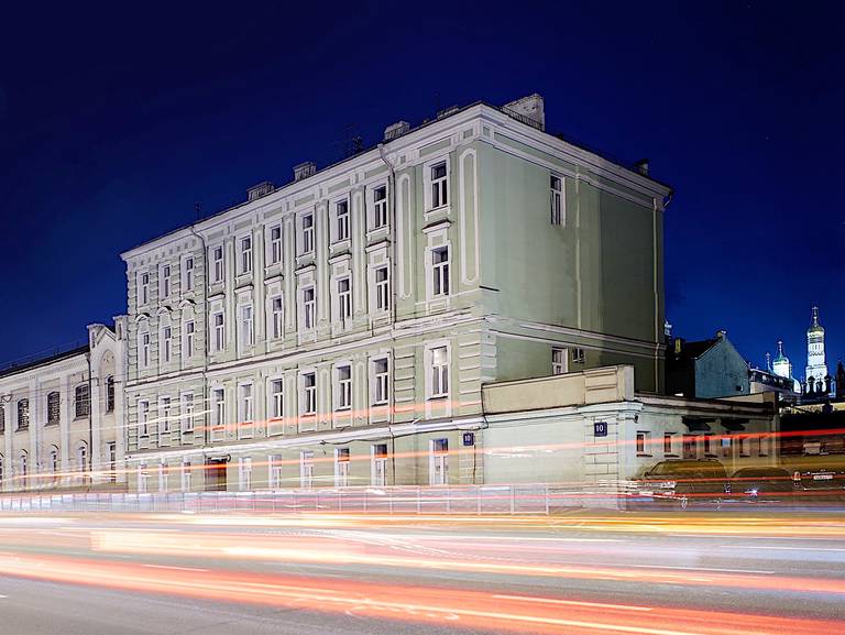 МИРРОС Отель Москва Кремль