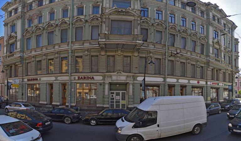 Expo Hotel