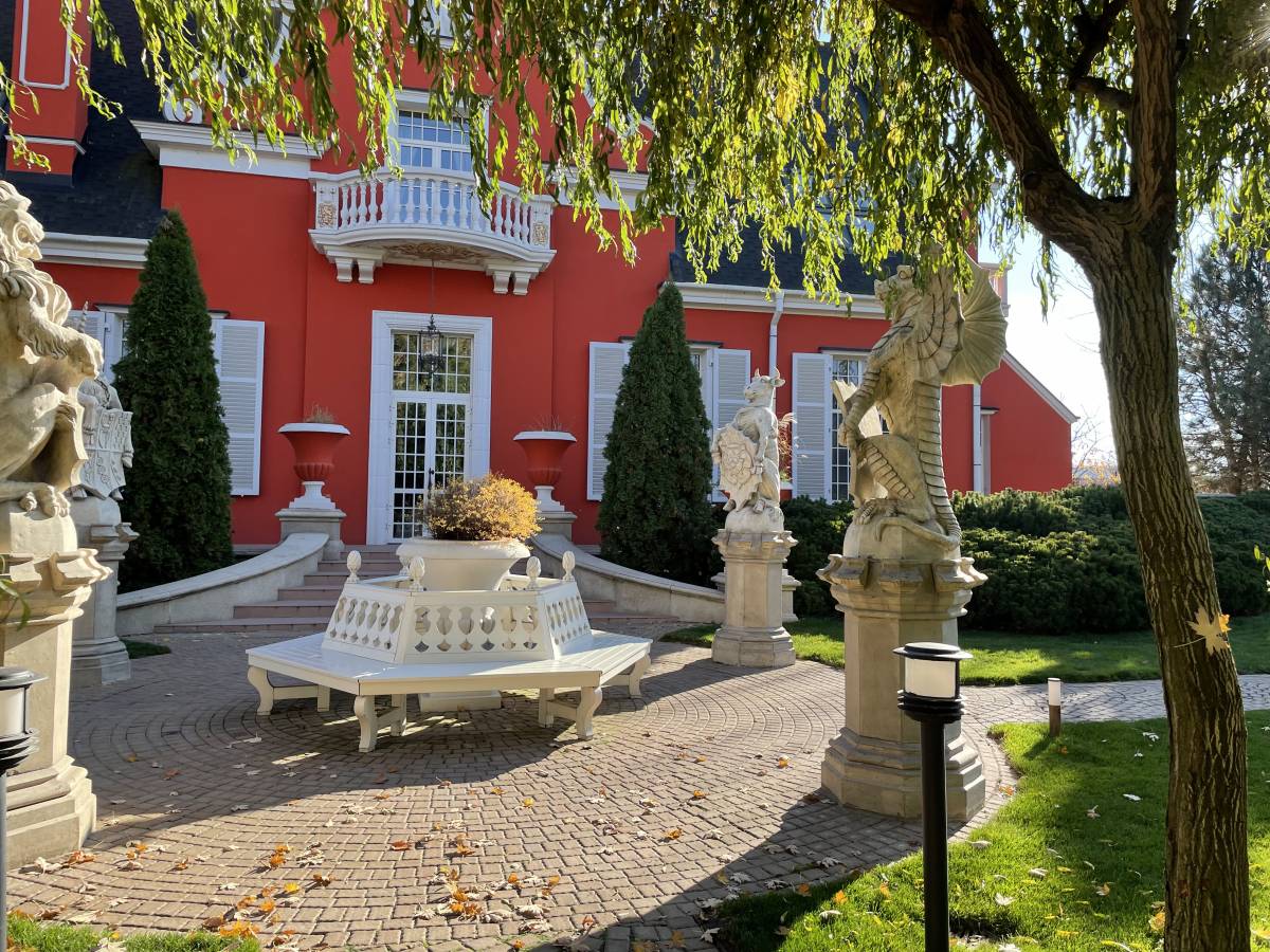 Отель Old House Resort & Spa 5*, Ростов-на-Дону, Россия - отзывы 2024,  рейтинг отеля, фото | Купить тур в отель Old House Resort & Spa