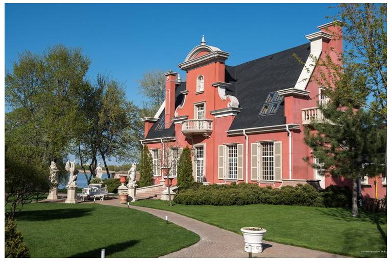 Old House Resort & Spa
