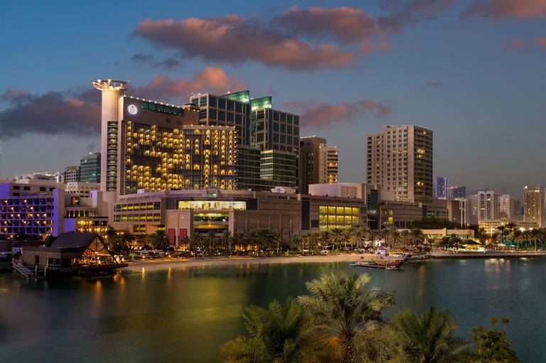 Beach Rotana All Suites