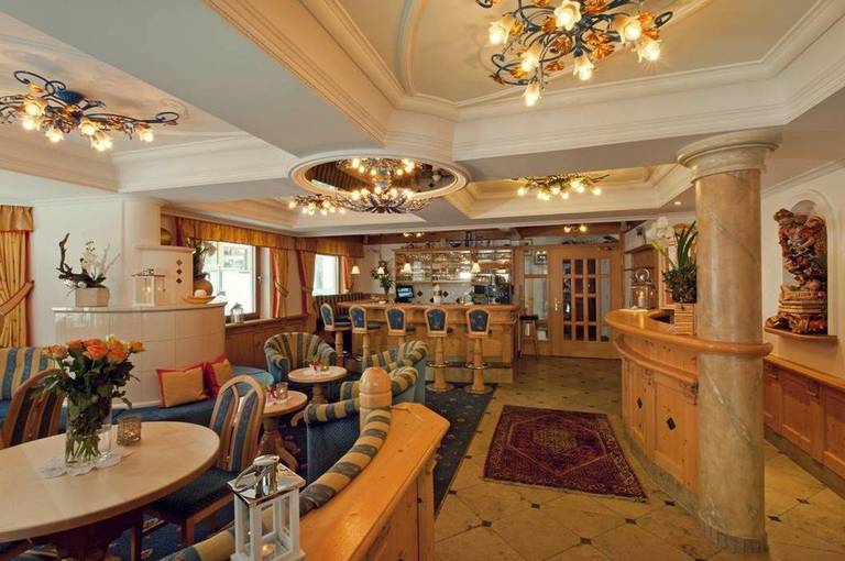 Hotel Garni Pazanella