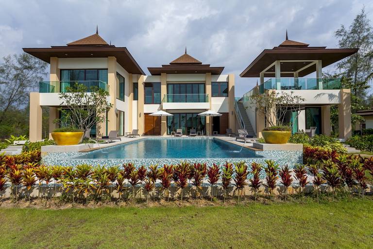 Ataman Luxury Villas