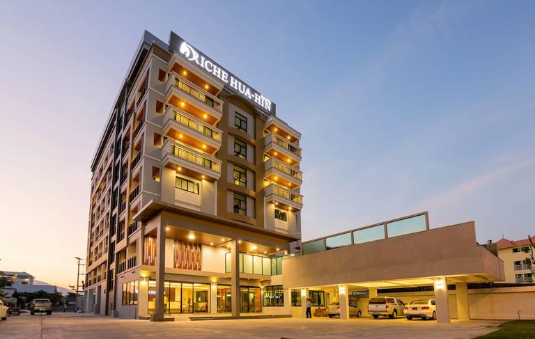 Riche Hua Hin Hotel