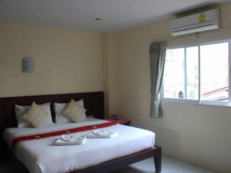 Patong Palm Guesthouse