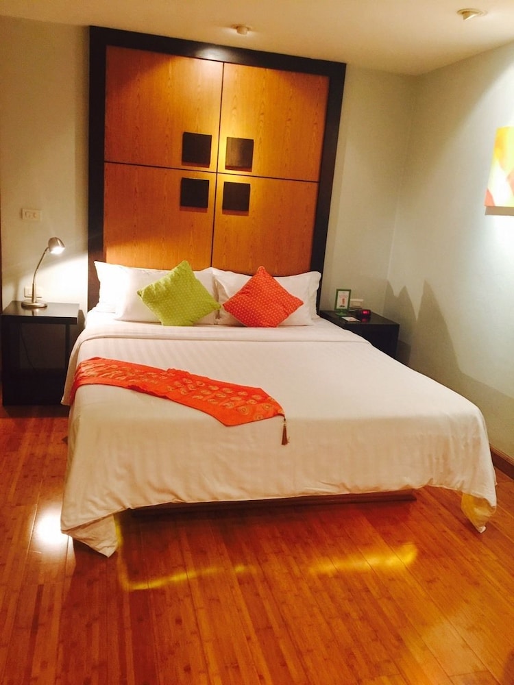 iCheck inn Sukhumvit 19