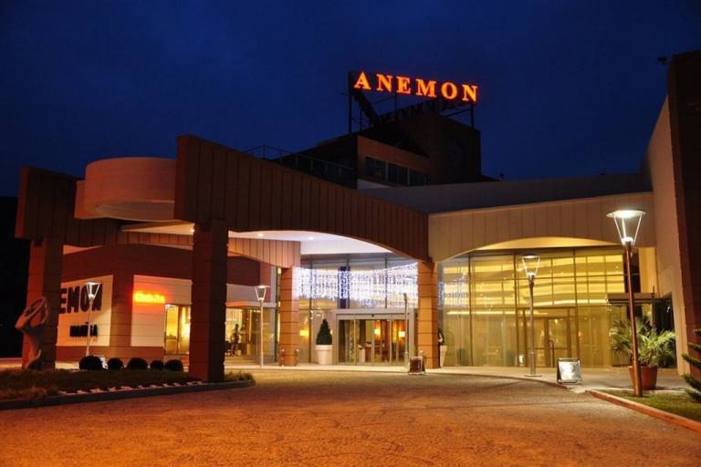 Anemon Hotel Kula