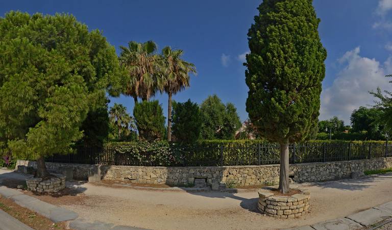 Can Garden Beach Hotel