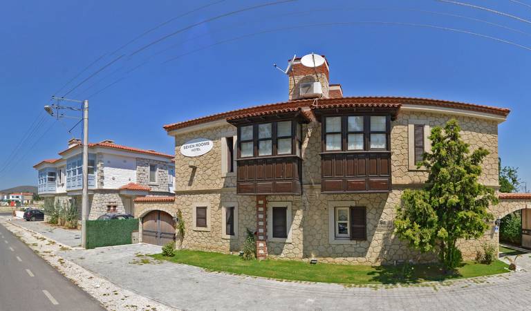 Seven Rooms Hotel