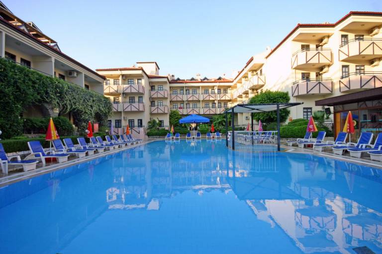 Prince Apart Hotel, Icmeler