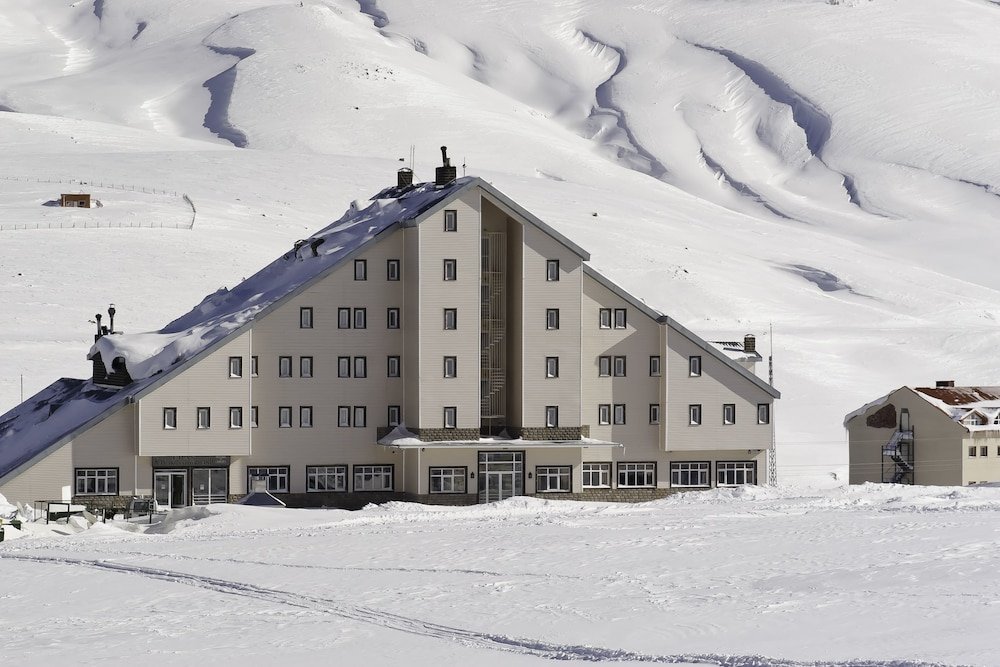 Grand Eras Erciyes Hotel 4*