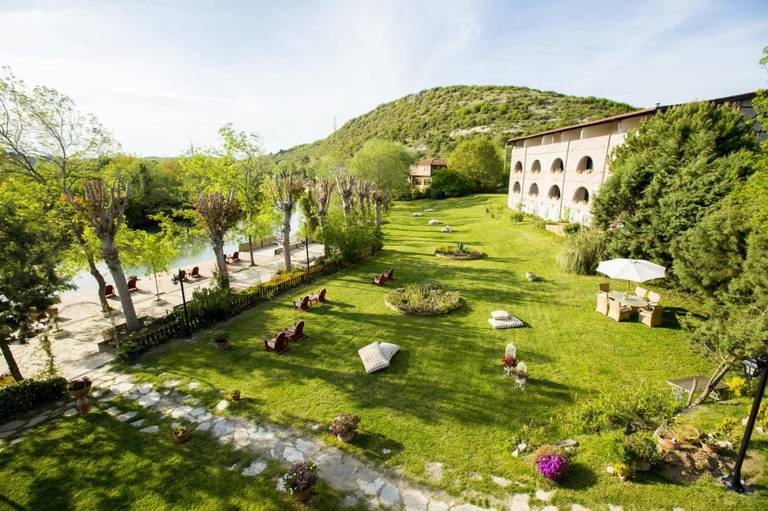 Agva Greenline Guesthouse