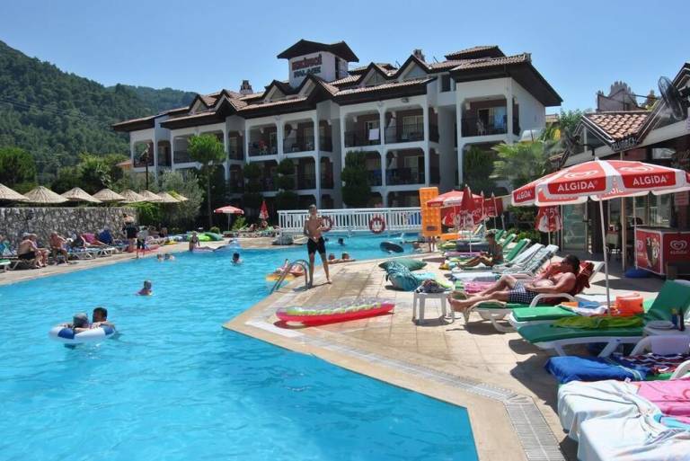 Ekinci Palace Apart