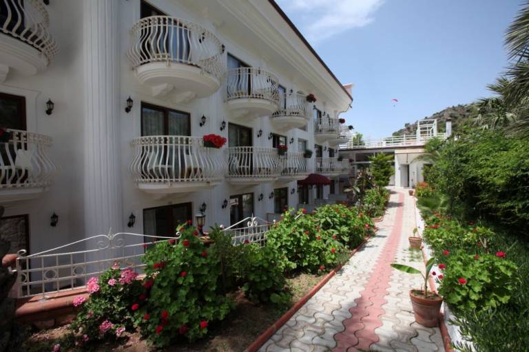 S3 Hotels Orange