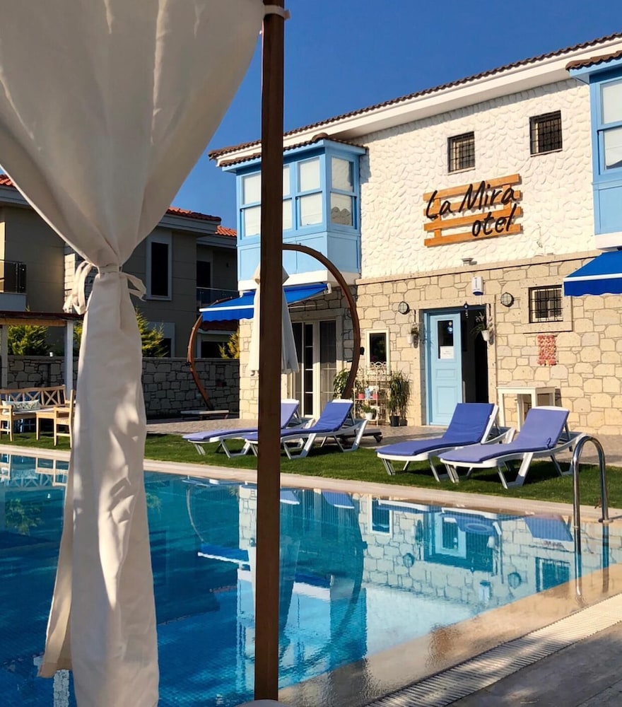 La Mira Suites Hotel, Alacati 2*