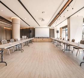 Hotel Podgorica в Подгорице