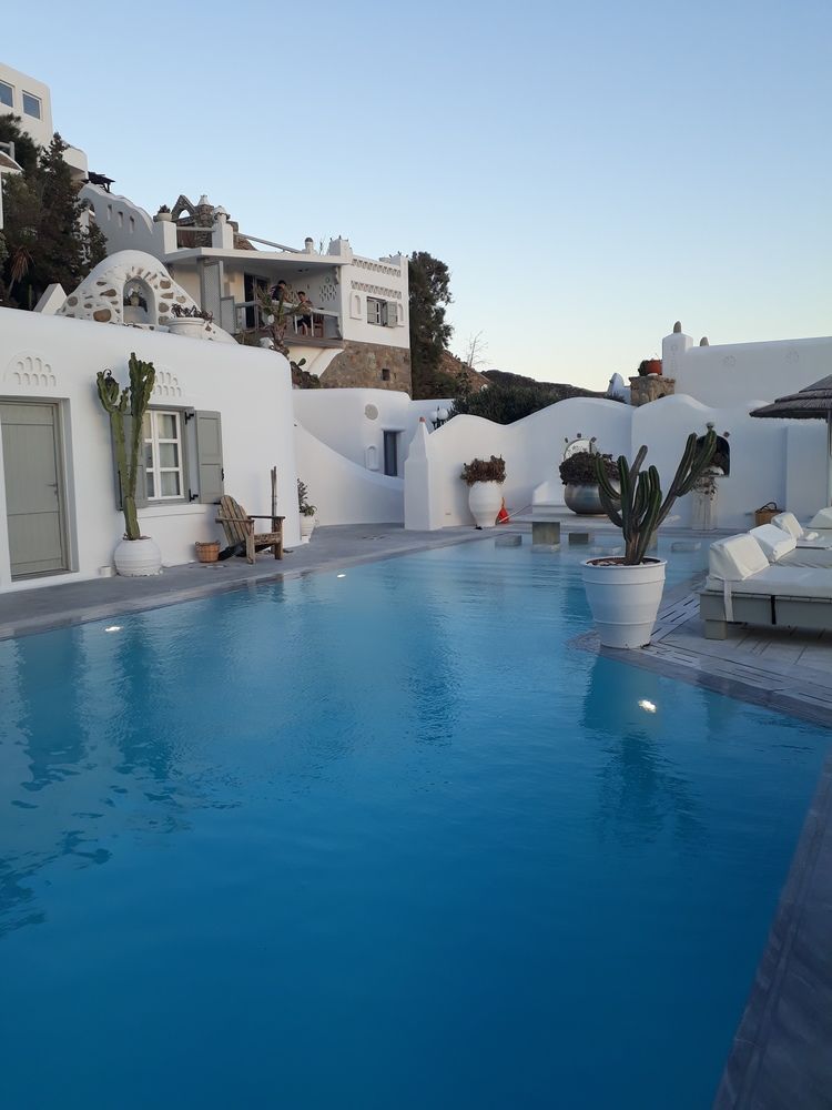Greco Philia Luxury Suites & Villas