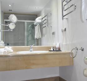 Туры в The Bristol Hotel  в Греции