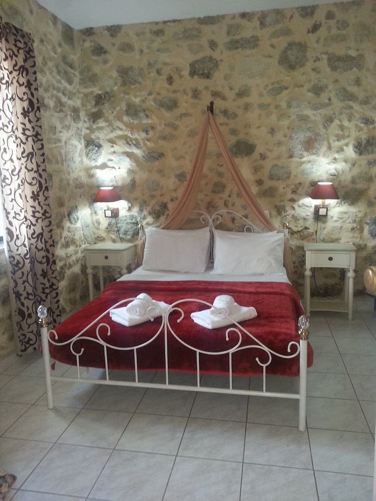 Hariklia Rent Rooms