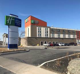 Holiday Inn Express Whitby в Торонто