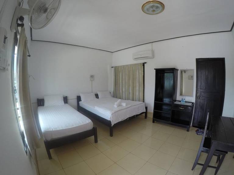 Somsiri Resort Vang Vieng