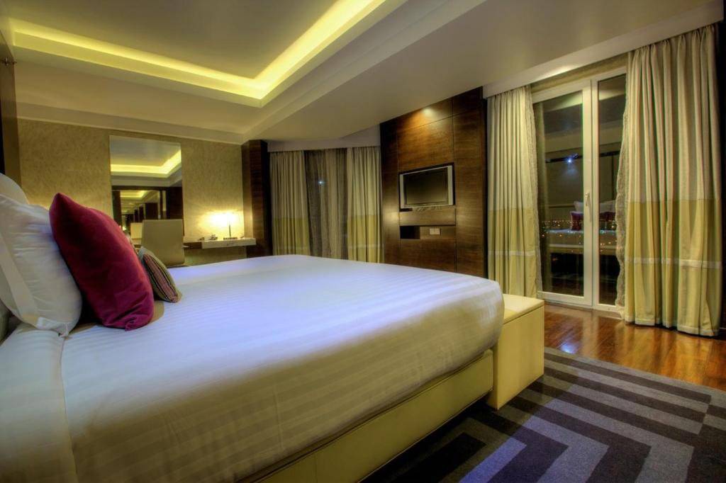Avari Towers 5*