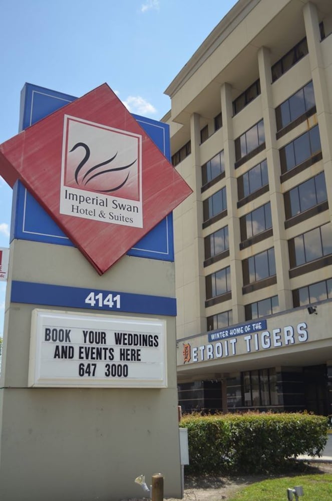 Imperial Swan Hotel & Suites