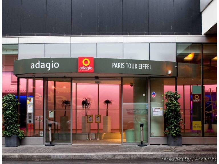 Adagio Paris Tour Eiffel