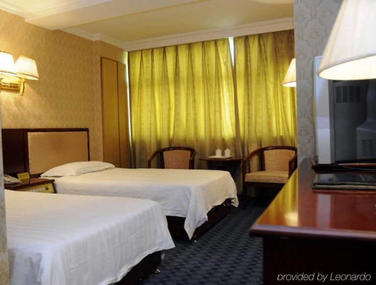 Beijing Wangfujing Donghua Hotel