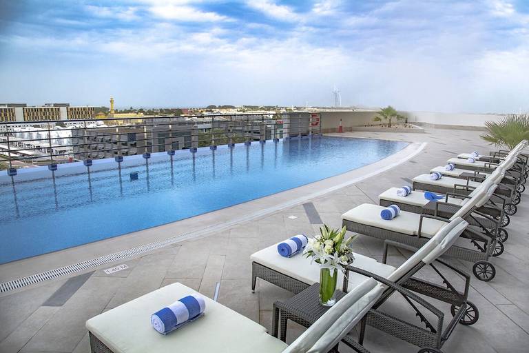 Grand Midwest Reve - Tecom Apartments