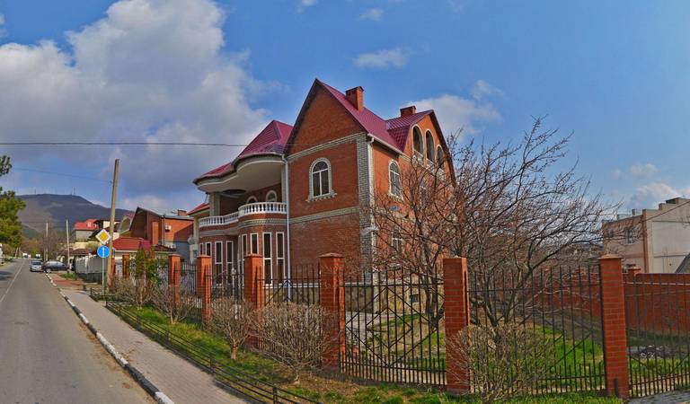 На Садовой