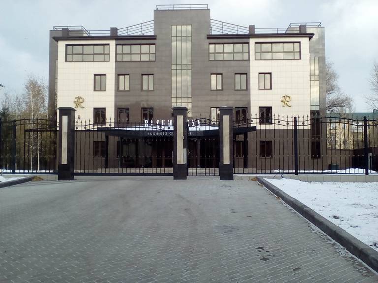 Razumovsky Business Club Hotel