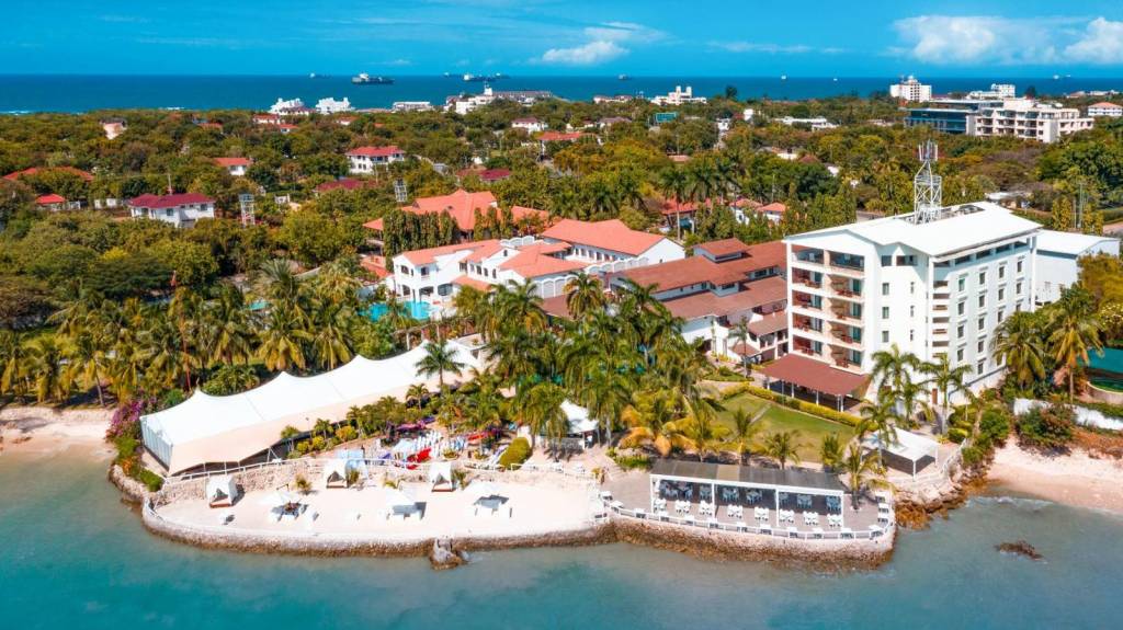 Best Western Coral Beach Hotel 4*