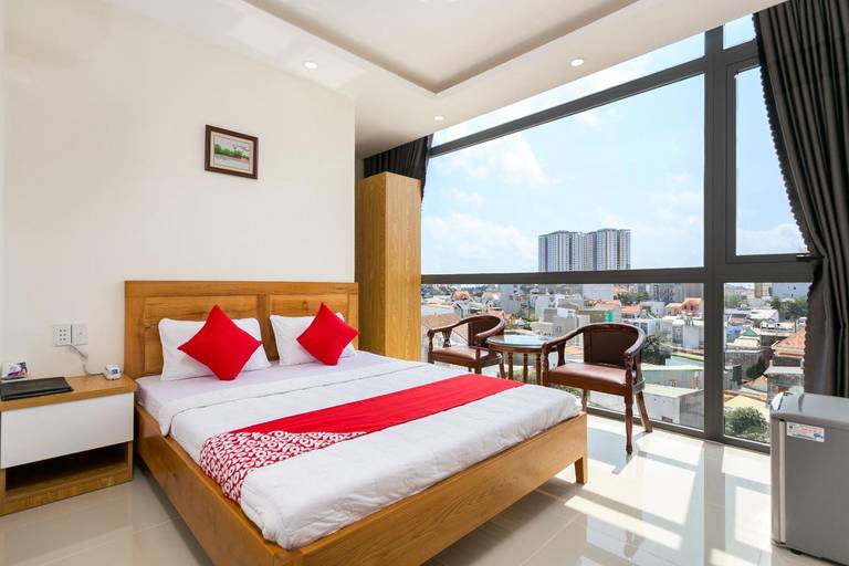 Marine Hotel & Apartment