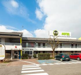 B B Hotel La Queue En Brie в Иль Де Франсе