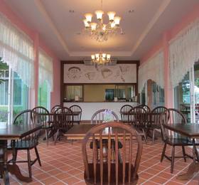 Ruen Maihom Riverside Cottage в Канчанабури