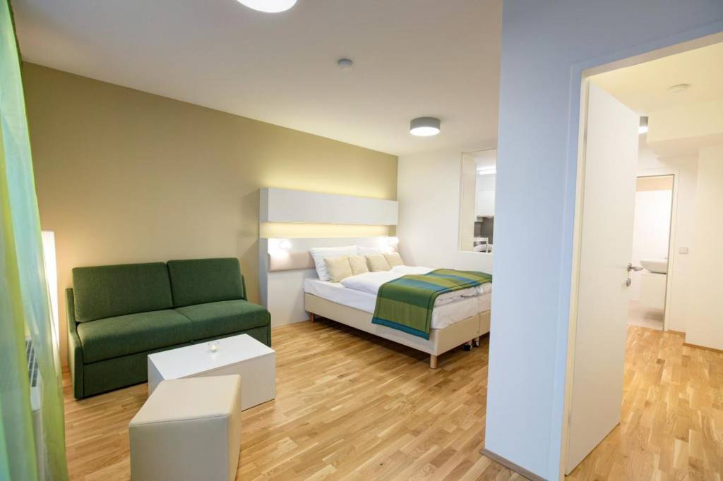 Aparthotel Smart Apart Living 4*