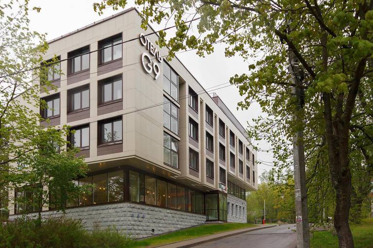 G9 Hotel