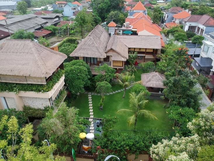 Manzelejepun Luxury Villas 4* Индонезия, Санур